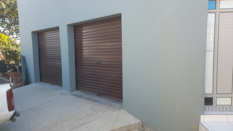  Bedroom Property for Sale in Berea Eastern Cape